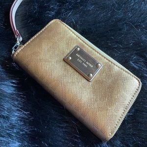 Michael Kors wristlet gold